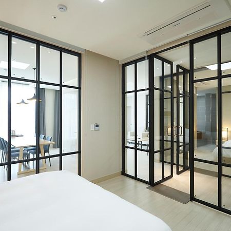 Pyeongchang The White Hotel Exterior foto