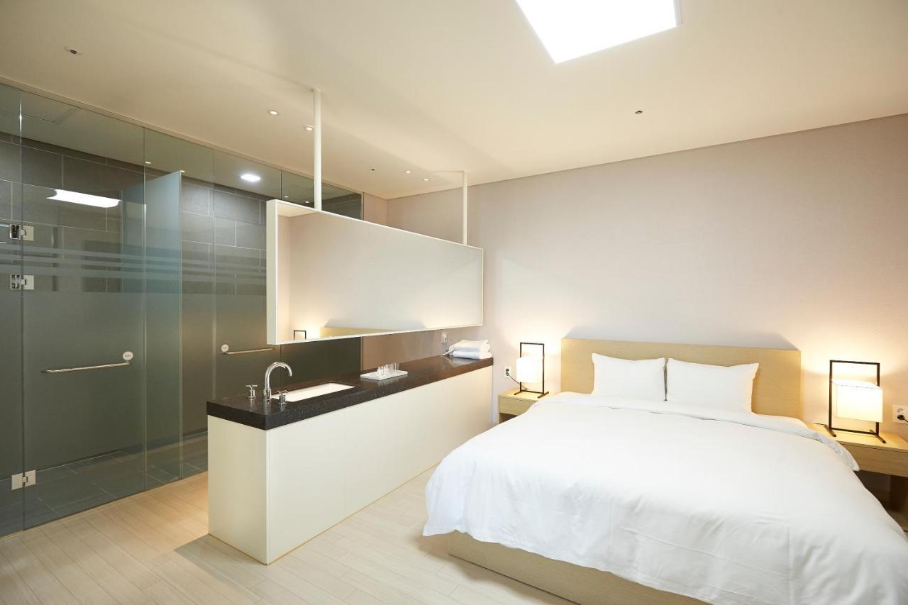Pyeongchang The White Hotel Exterior foto