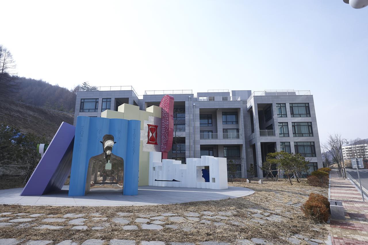 Pyeongchang The White Hotel Exterior foto